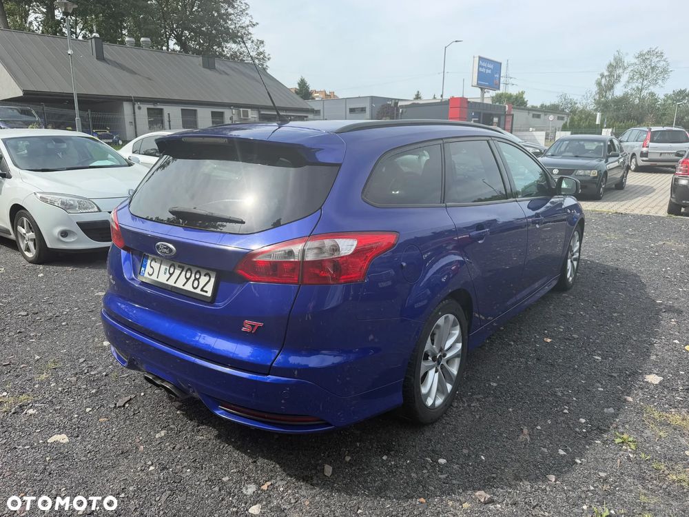 Ford Focus 2.0 EcoBoost ST mit Leder-Sport-Paket - 5