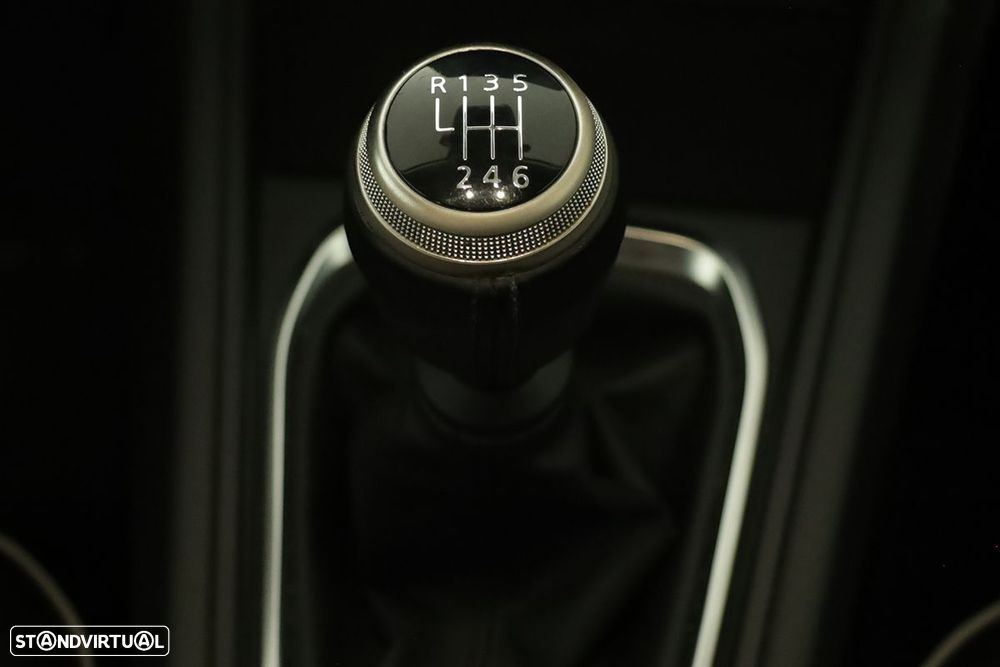 Renault Captur 1.0 TCe Techno Bi-Fuel - 13