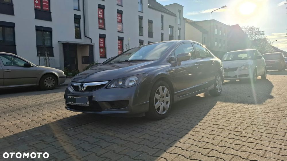 Honda Civic 1.8 Comfort - 1