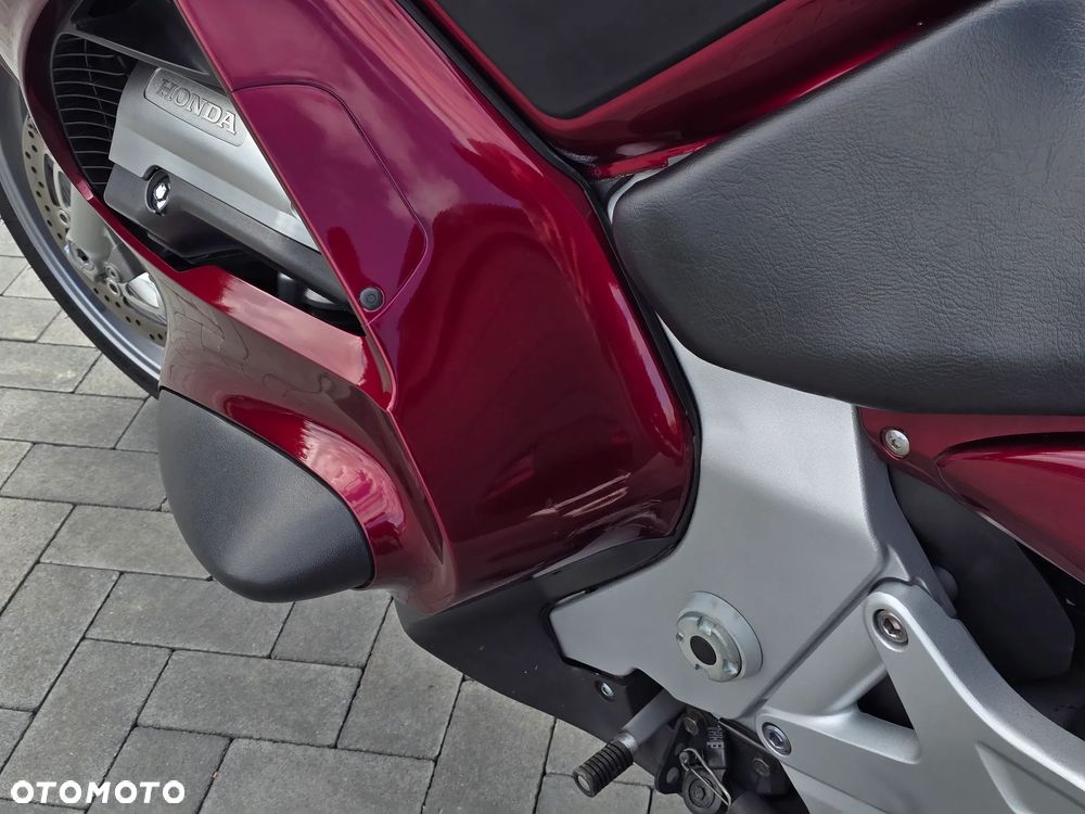Honda ST - 21