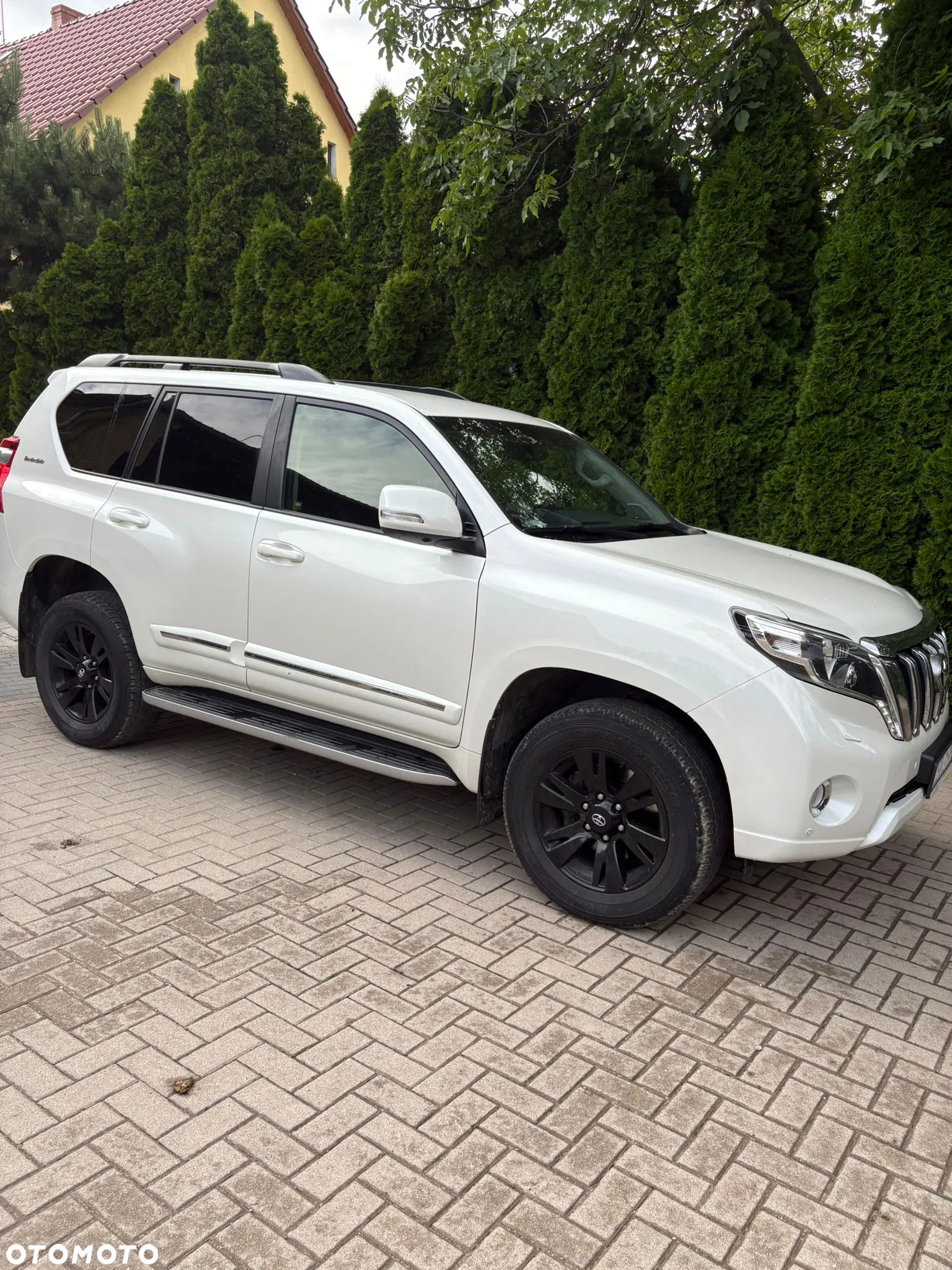 Toyota Land Cruiser LC 3.0 D-4D PowerBoost Invincible - 2