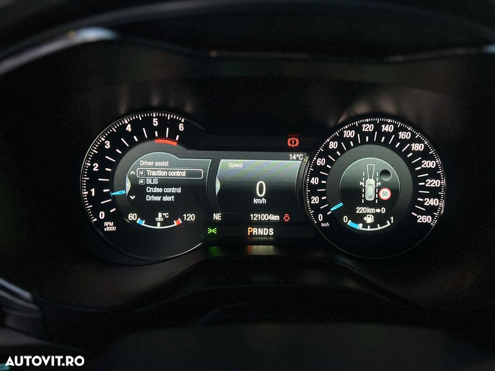 Ford Mondeo 2.0 TDCI PowerShift ST Line High - 8