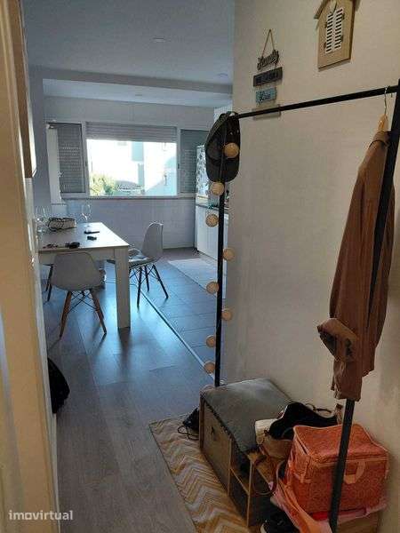 Excelente apartamento T2+1 - Grande imagem: 3/12