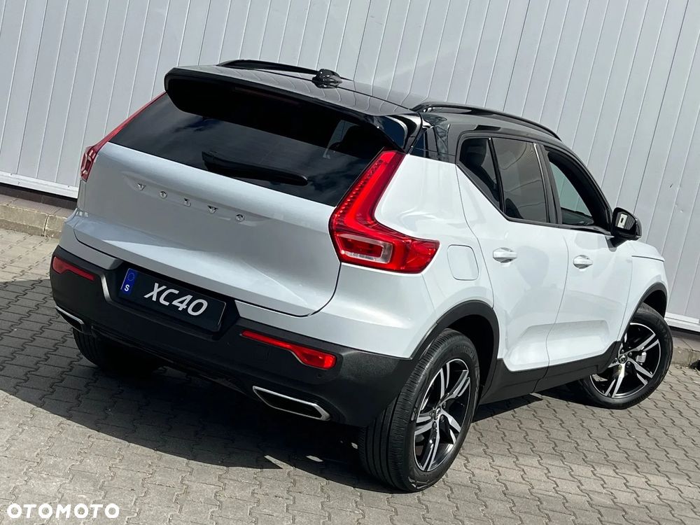 Volvo XC 40 T4 AWD Geartronic R-Design - 11
