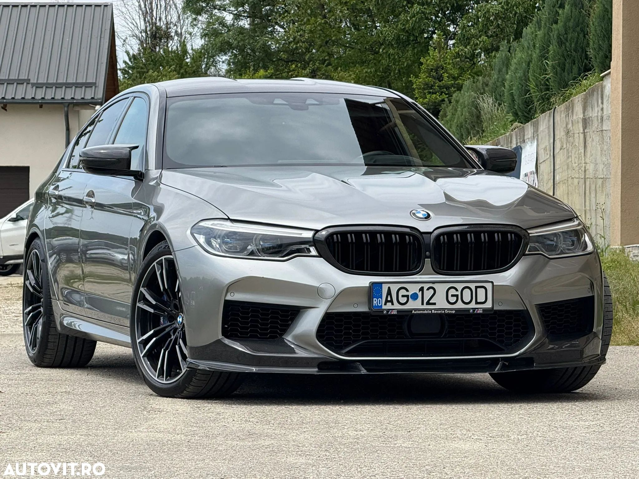 BMW M5 Standard - 1