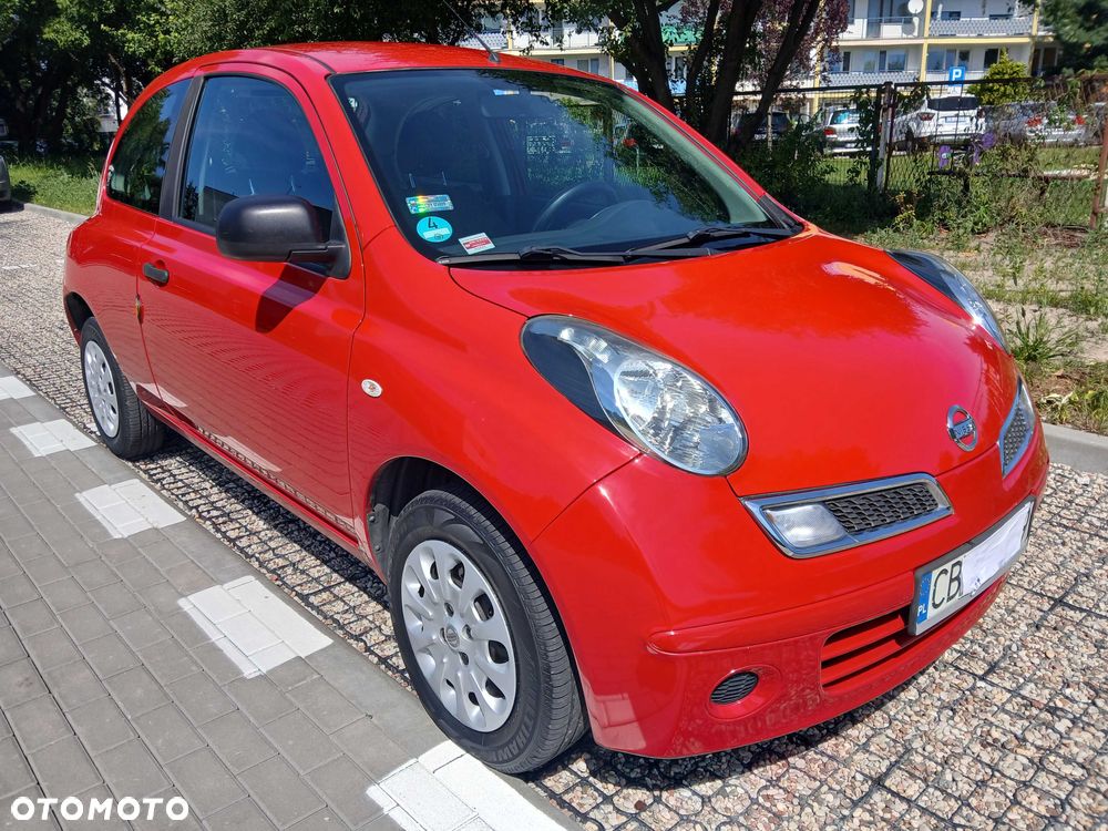 Nissan Micra - 1