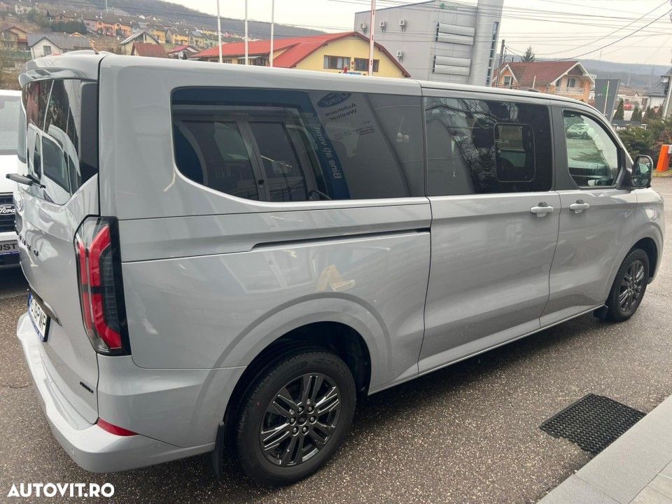 Ford Tourneo Custom - 4