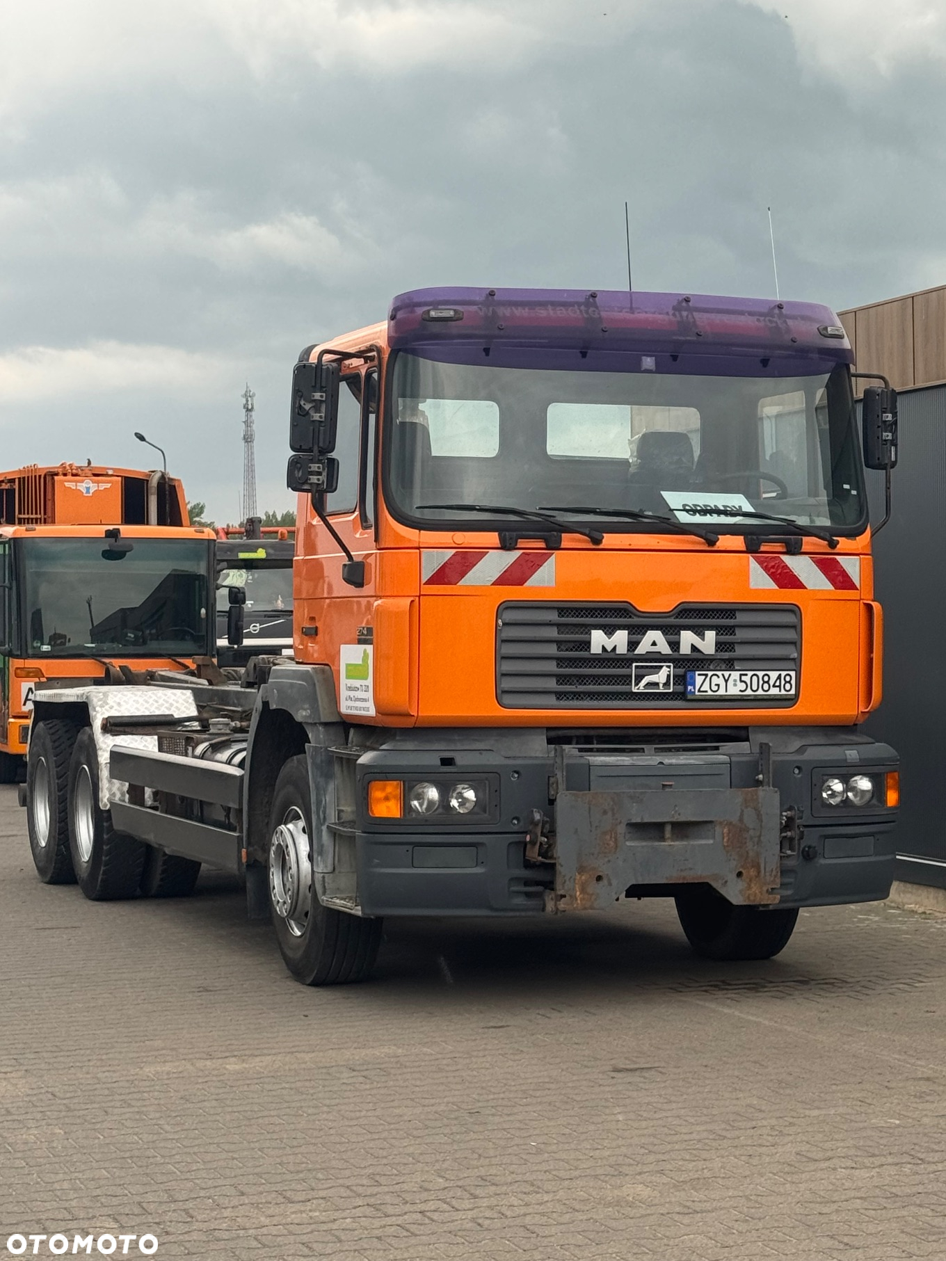 MAN F2000 27.403 6X4 - 2