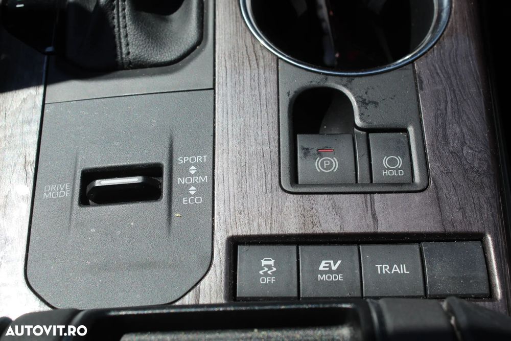 Toyota Highlander 2.5 L Dynamic Force 248CP Luxury Pearly - 16