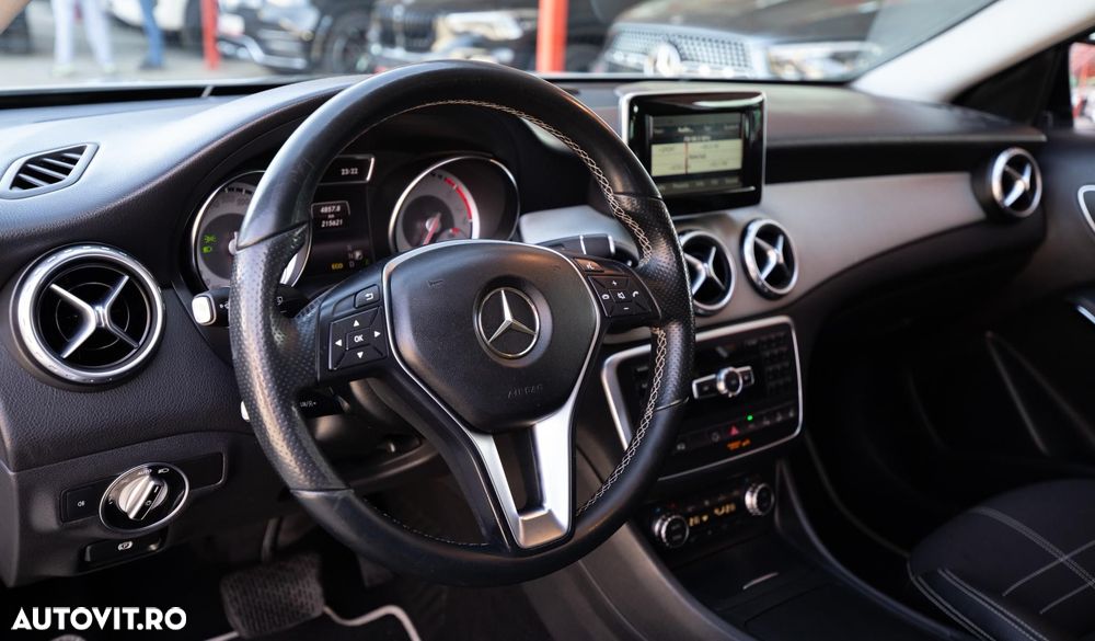 Mercedes-Benz GLA 220 CDI 4MATIC Aut. - 13