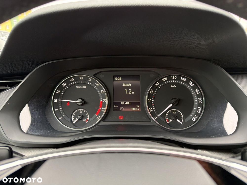 Skoda Octavia 1.5 TSI ACT Ambition - 15