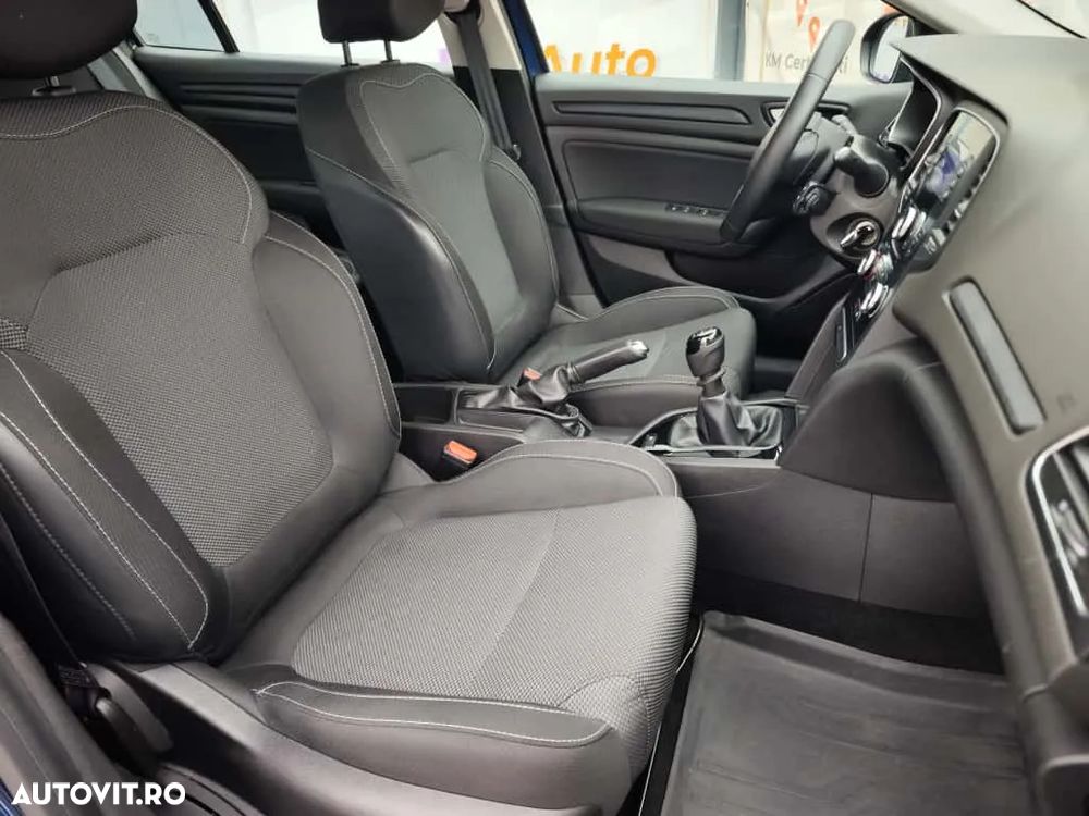 Renault Megane TCe 114 GPF Life - 16