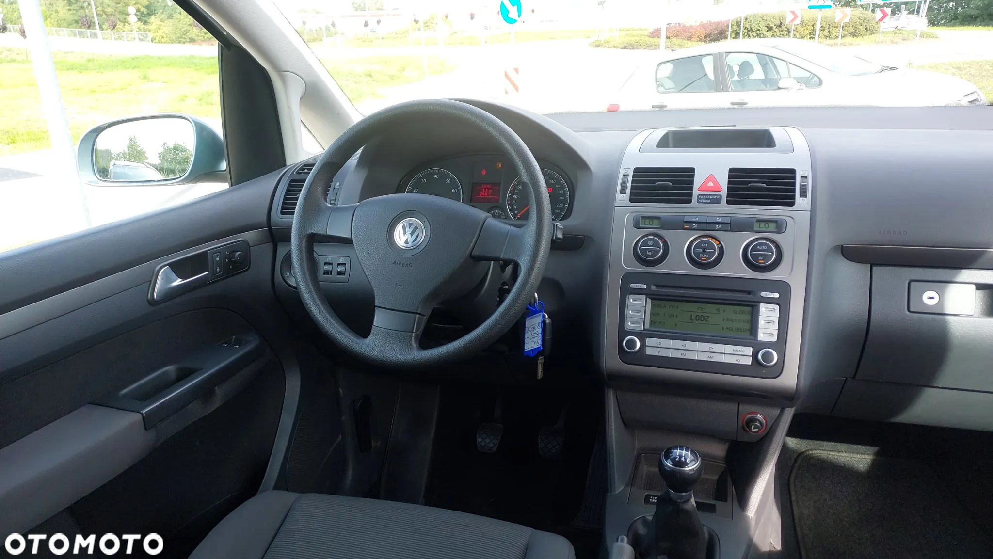 Volkswagen Touran 1.4 TSI Highline - 6