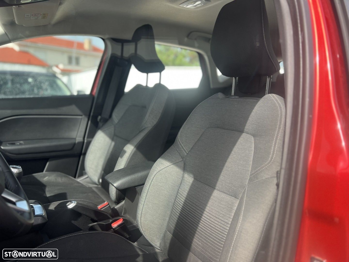 Renault Captur 1.0 TCe Equilibre Bi-Fuel - 9