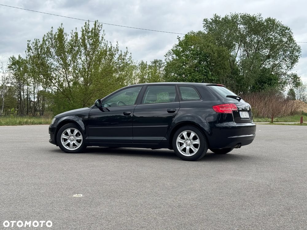 Audi A3 Sportback - 9
