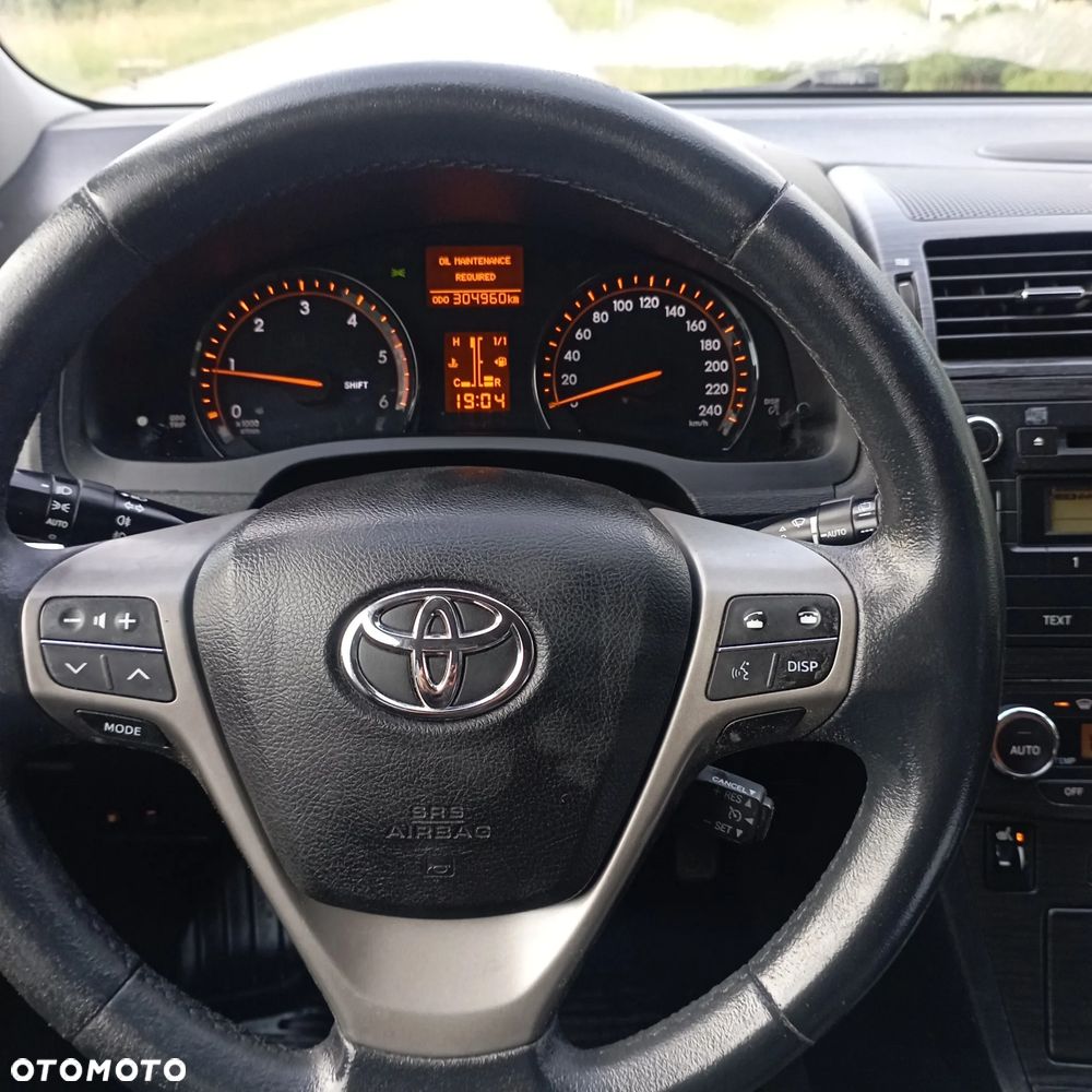 Toyota Avensis 2.2 D-CAT 2010 - 10