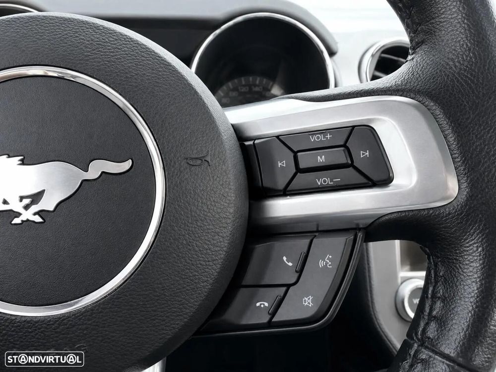 Ford Mustang 2.3 Eco Boost - 6