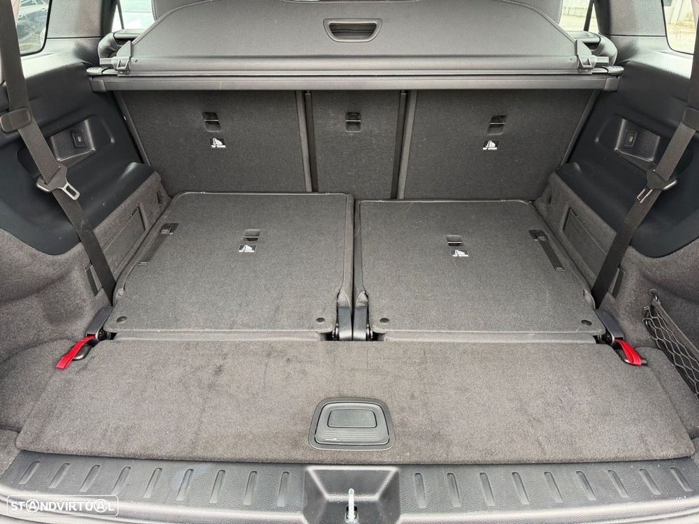 Mercedes-Benz GLB 180 d - 12