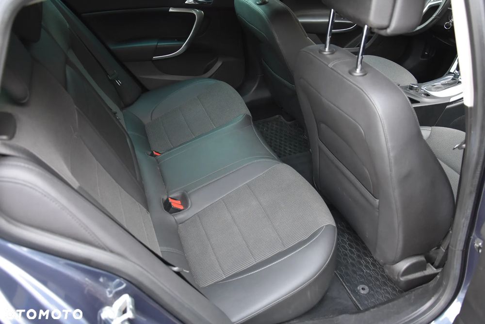 Opel Insignia - 26
