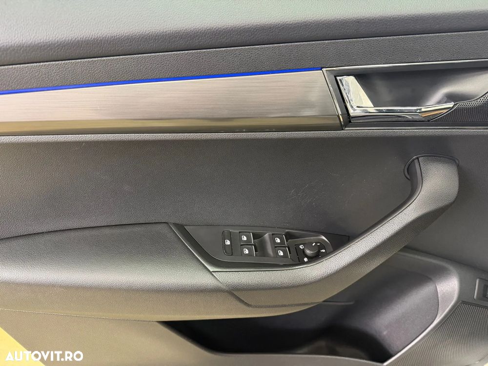 Skoda Karoq 1.6 TDI SCR DSG Style - 16