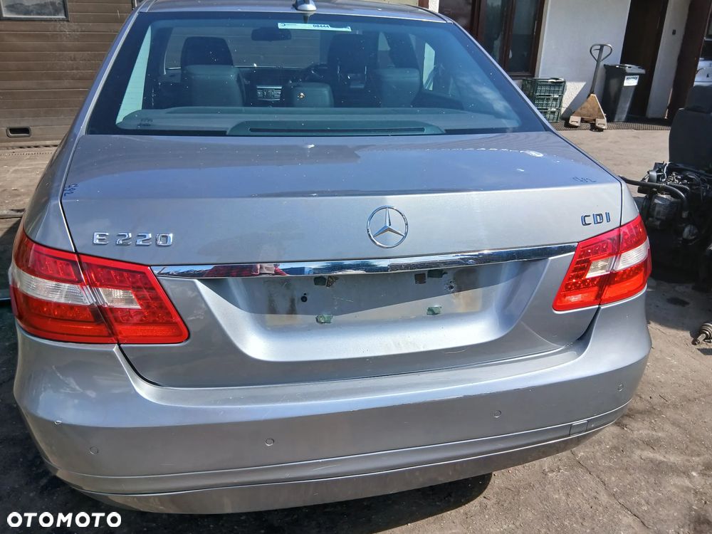 Mercedes E-Kl W212 2.2 CDI  Lakier 792 Maska drzwi zderzak błotnik  klapa  felgi zawieszenie - 7