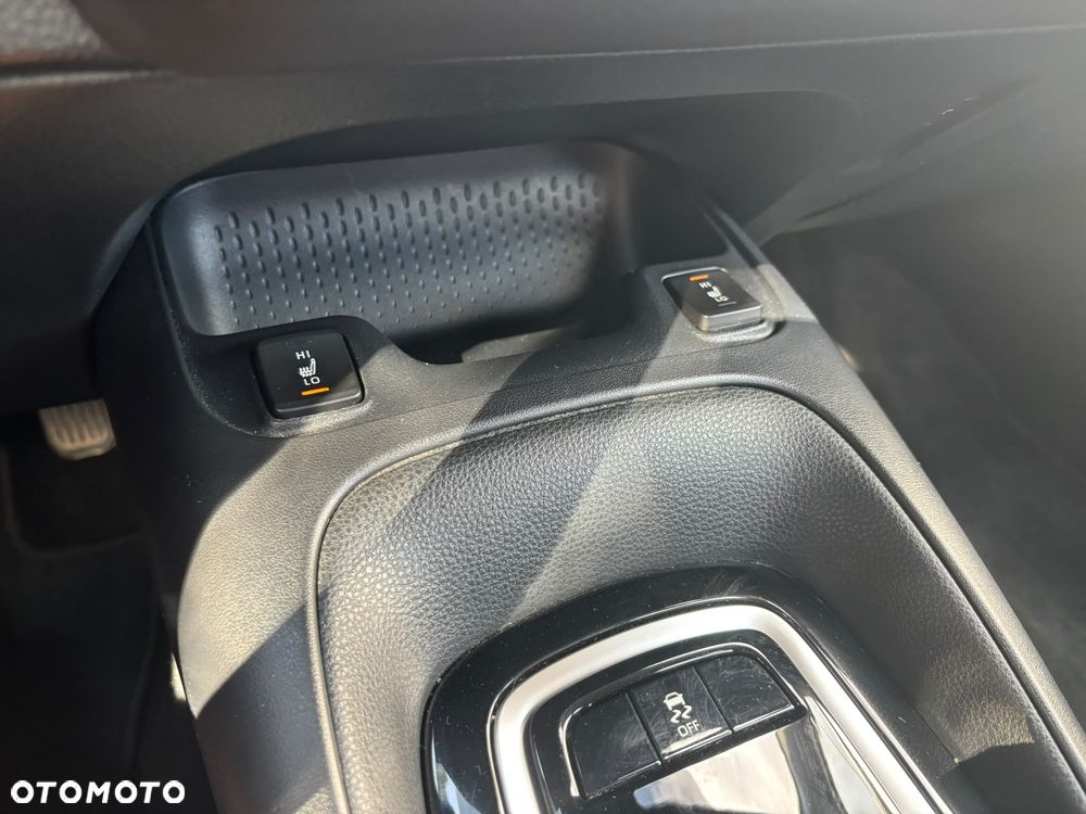 Toyota Corolla 1.5 Comfort - 30