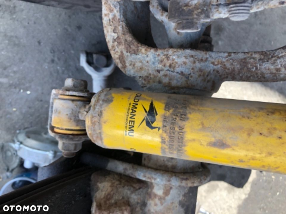 Amortyzatory old Man emu przednie tylne jeep wrangler yj