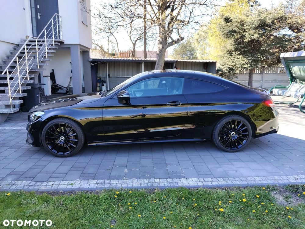 Mercedes-Benz Klasa C 250 7G-TRONIC AMG Line - 5