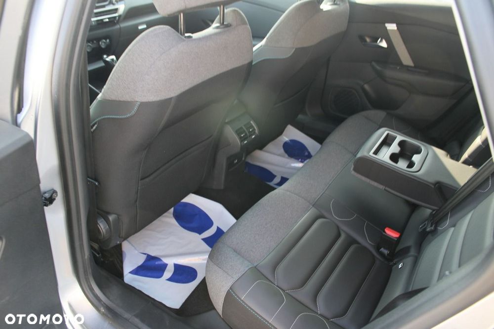 Citroën C4 - 15
