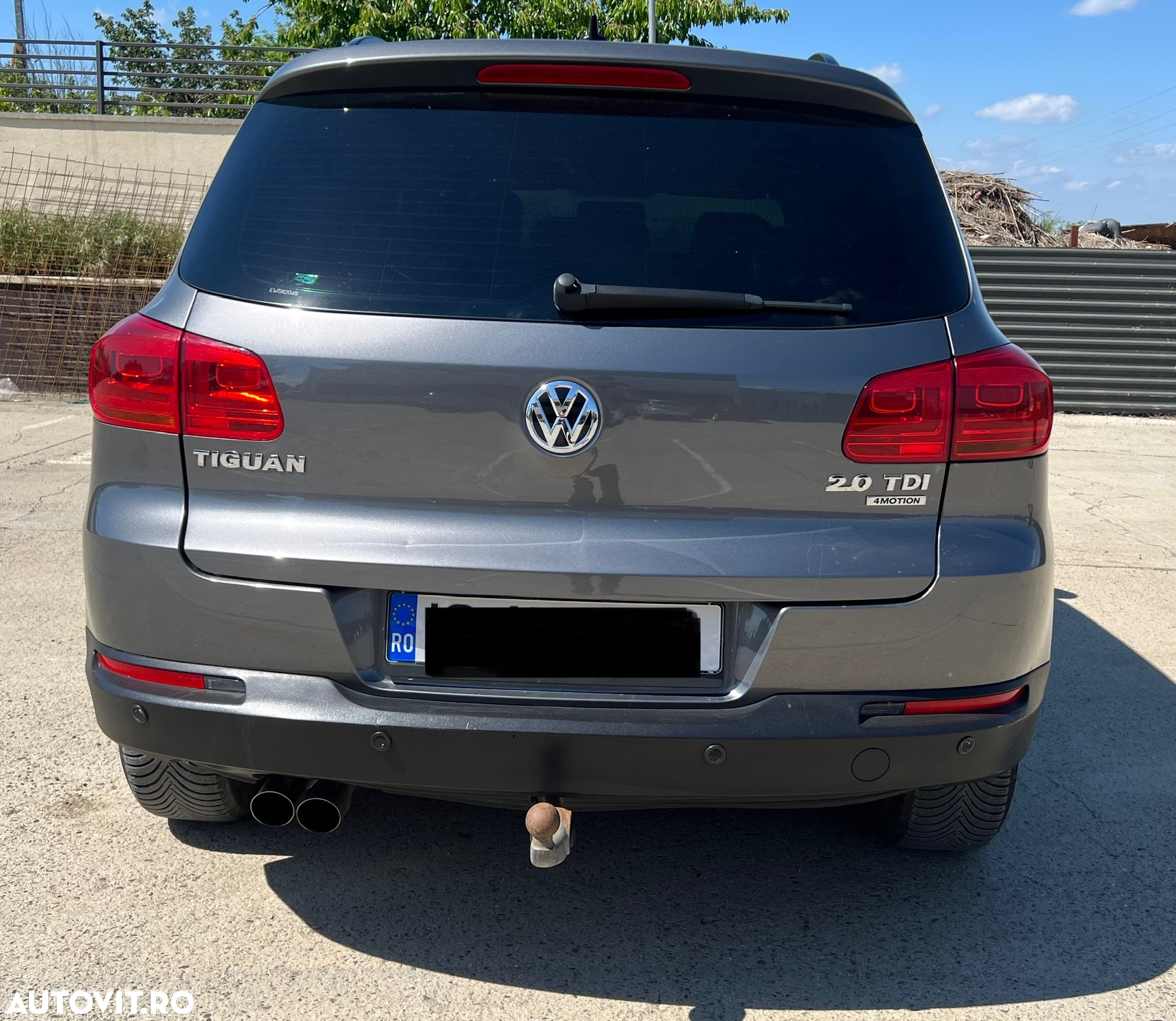 Volkswagen Tiguan 2.0 TDI 4Motion DSG Sport & Style - 25