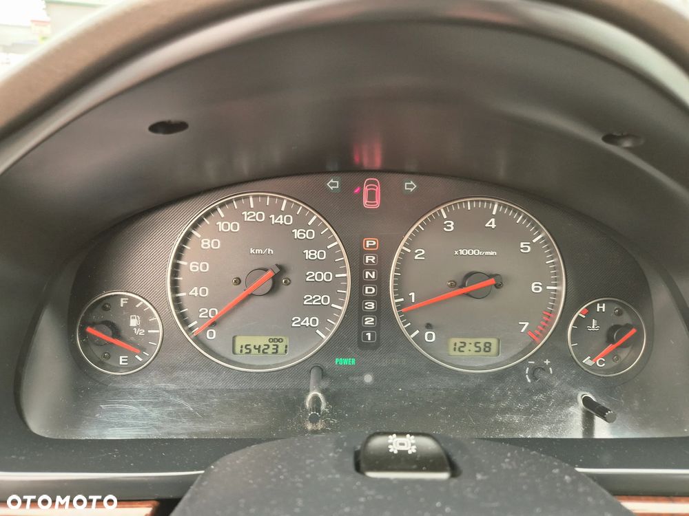 Subaru Outback 3.0 H6 - 32