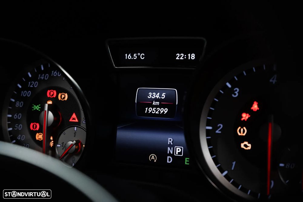 Mercedes-Benz CLA 220 d Shooting Brake AMG Line Aut. - 22