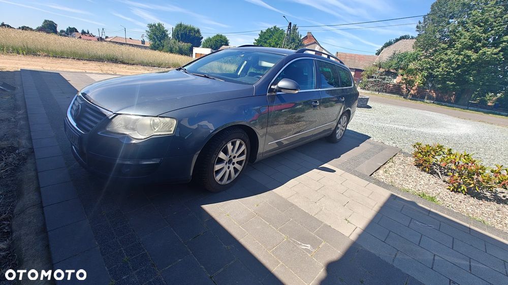 Volkswagen Passat 2.0 TDI DPF Sportline DSG - 3