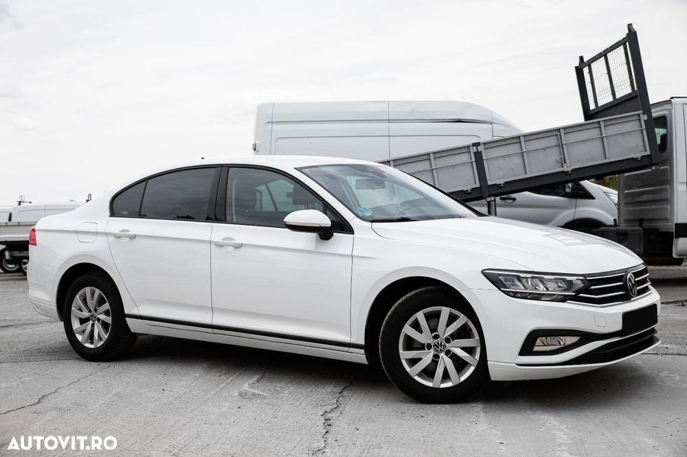 Volkswagen Passat 2.0 TDI DSG Comfortline - 10