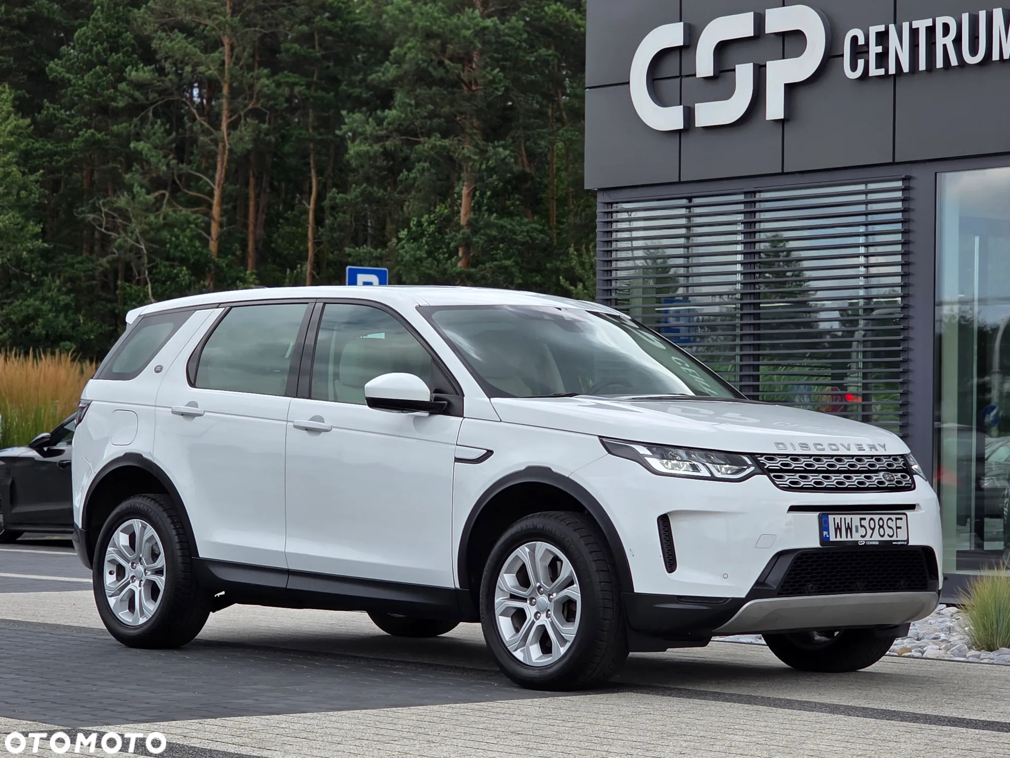 Land Rover Discovery Sport 2.0 D180 R-Dynamic SE - 3