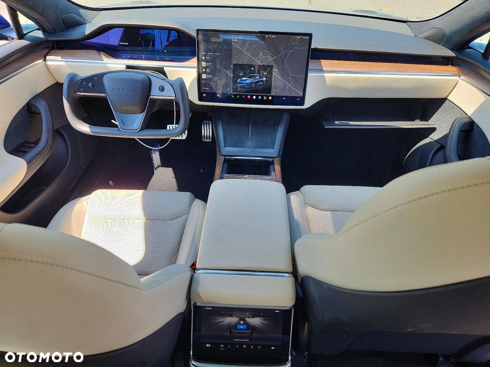 Tesla Model S AWD - 8