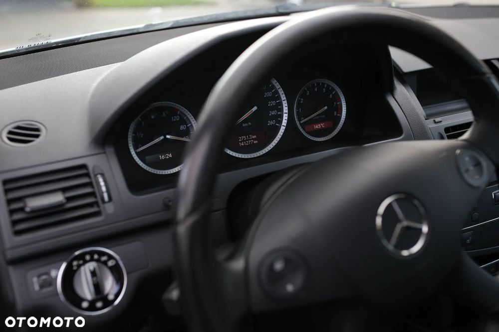 Mercedes-Benz Klasa C - 9