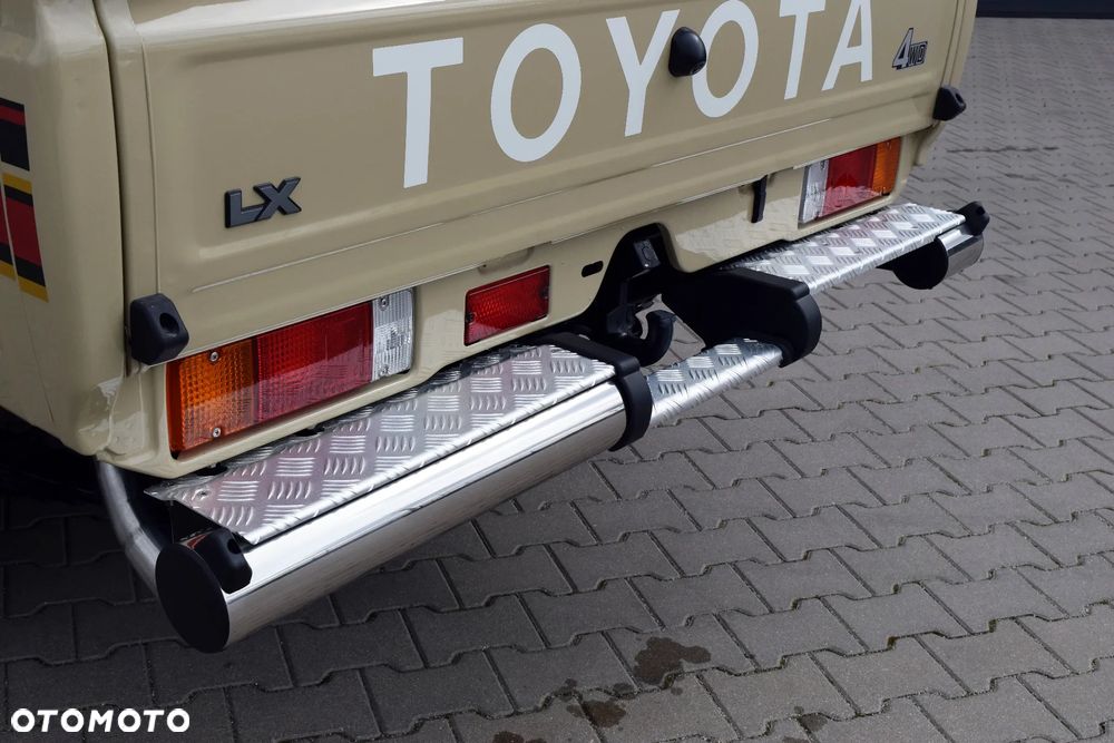 Toyota Land Cruiser 2.8 D-4D Automatik - 24