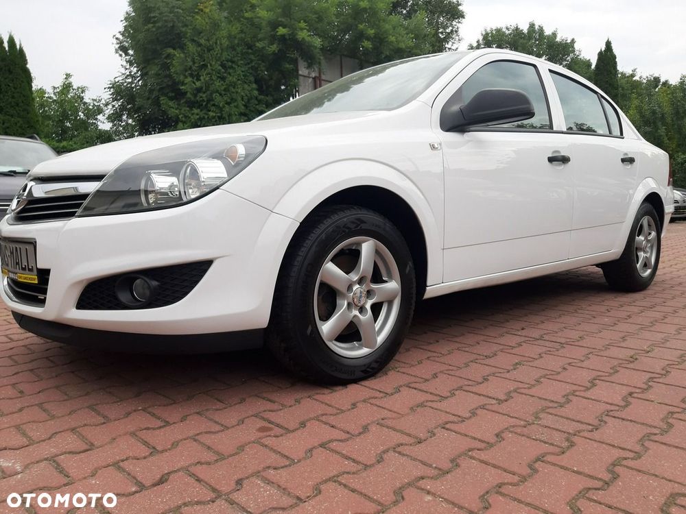 Opel Astra 1.6 Innovation - 8