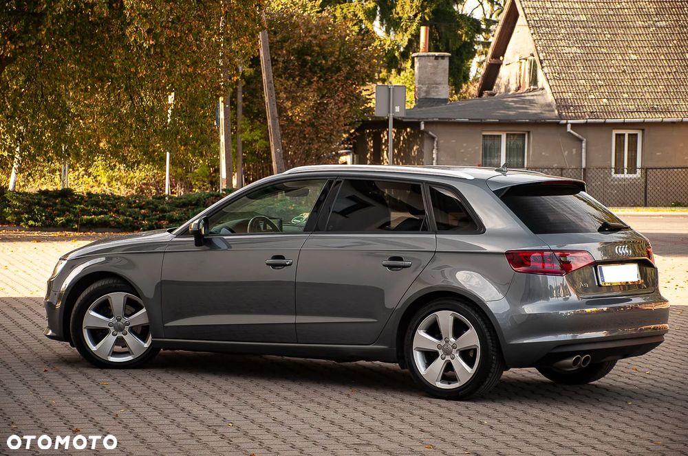 Audi A3 Sportback 2.0 TDI (clean diesel) Ambiente - 22