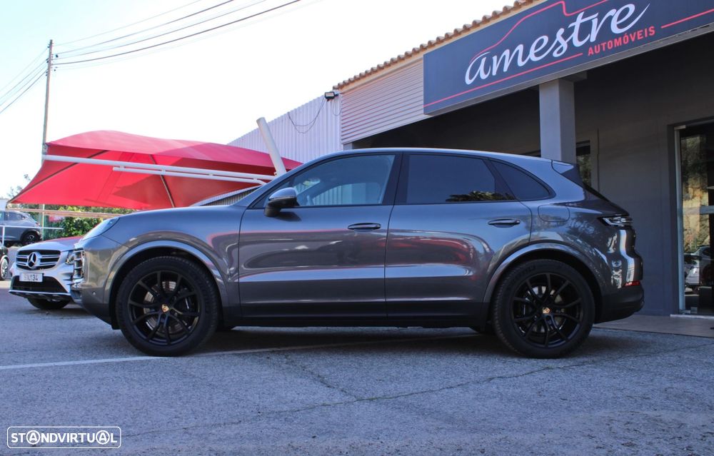 Porsche Cayenne S E-Hybrid Black Edition - 2