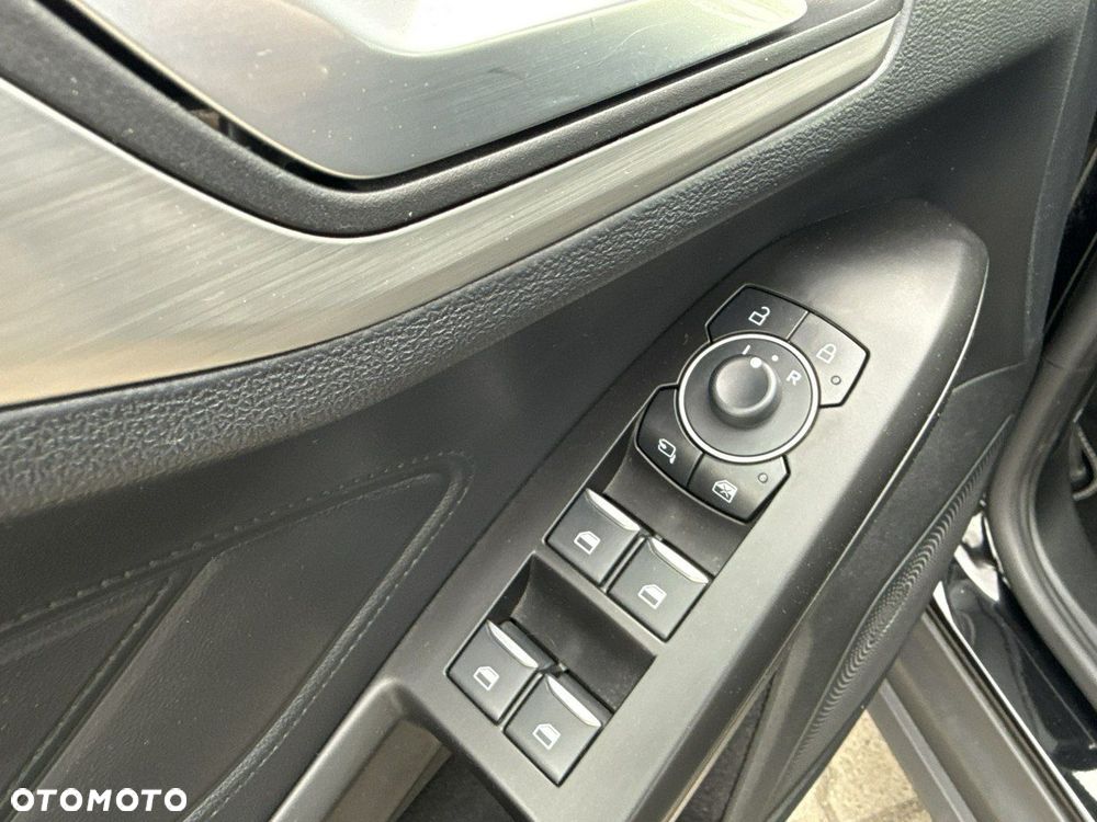 Ford Focus - 26