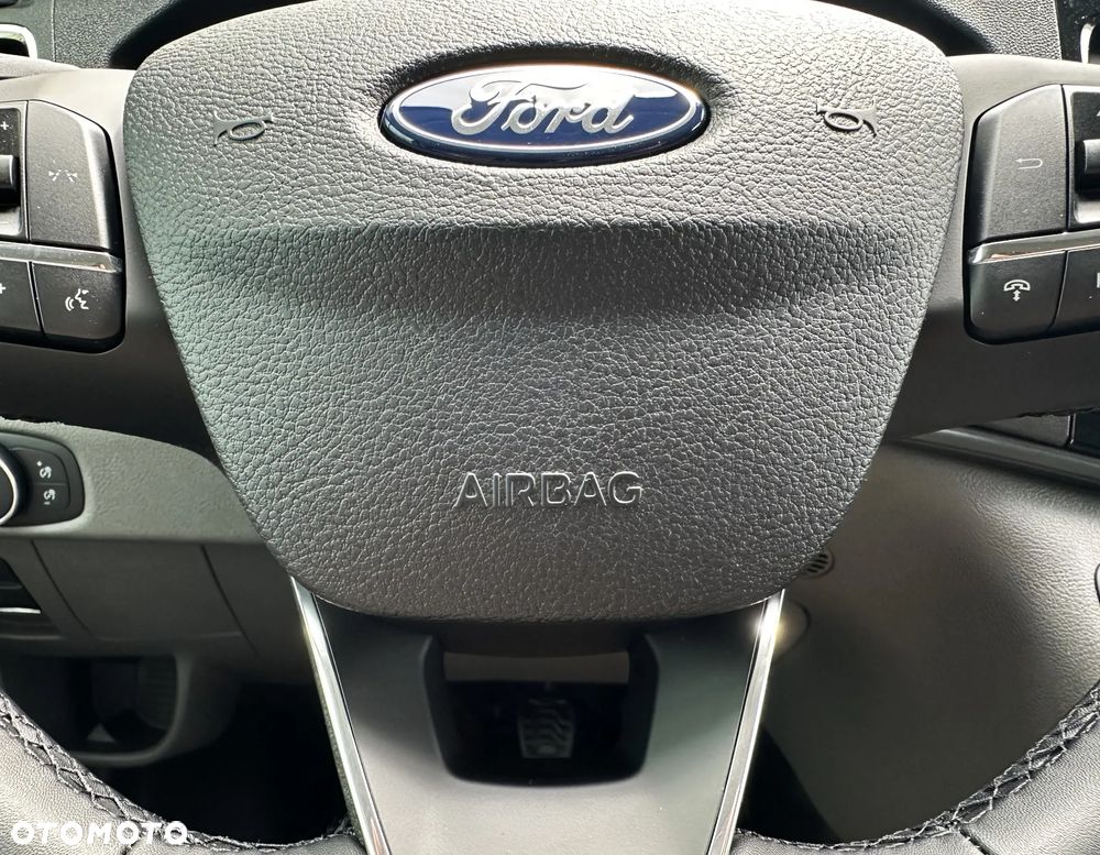 Ford Transit - 18