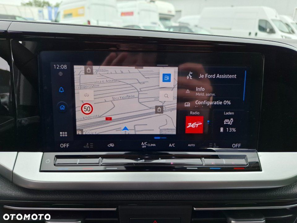 Ford Transit Connect - 18
