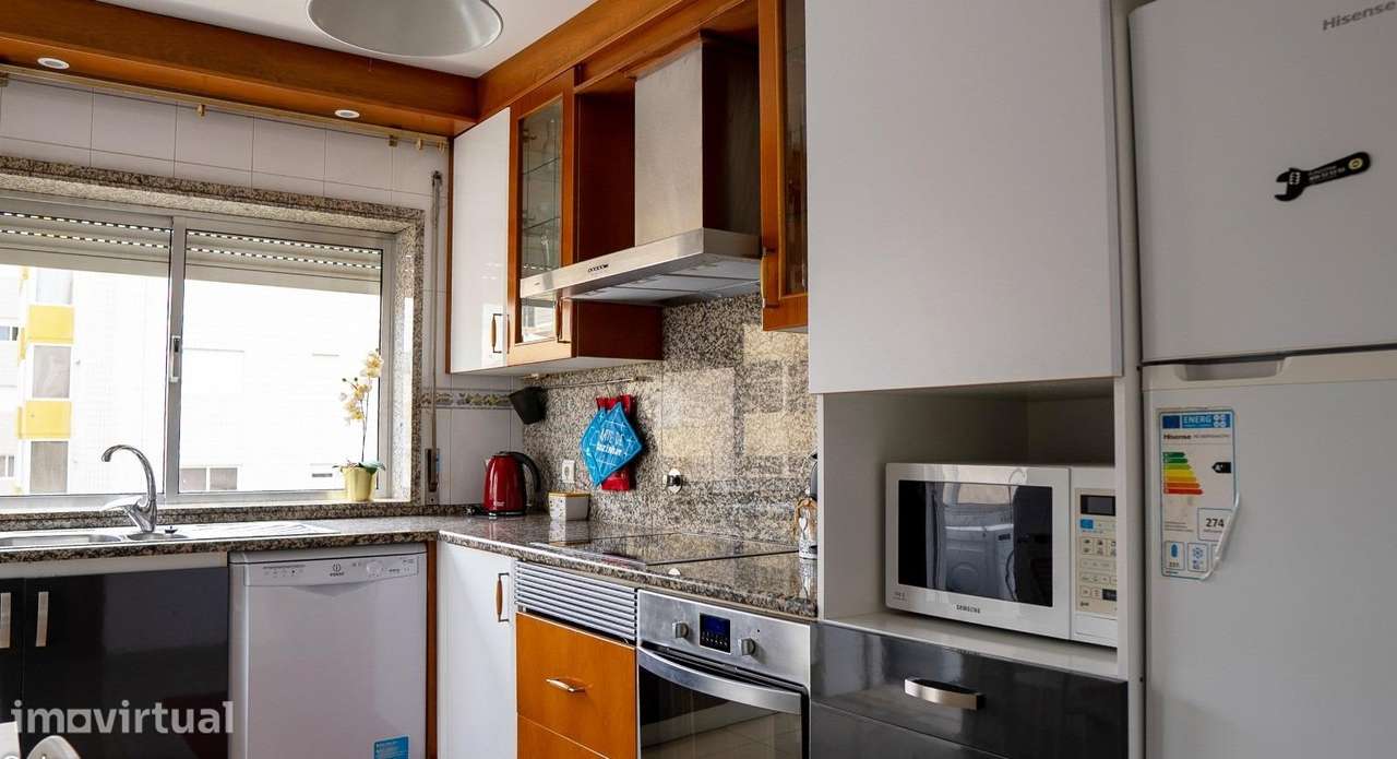 Apartamento T3 (Av. Santos Graça) - Grande imagem: 2/22