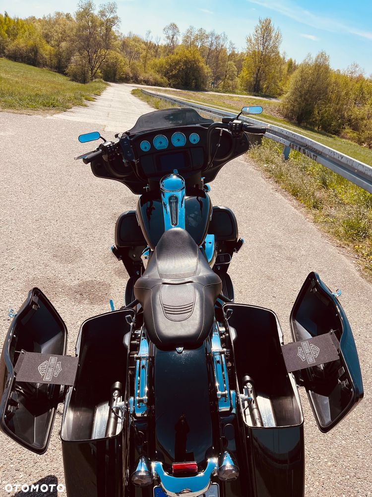 Harley-Davidson Touring Street Glide - 9