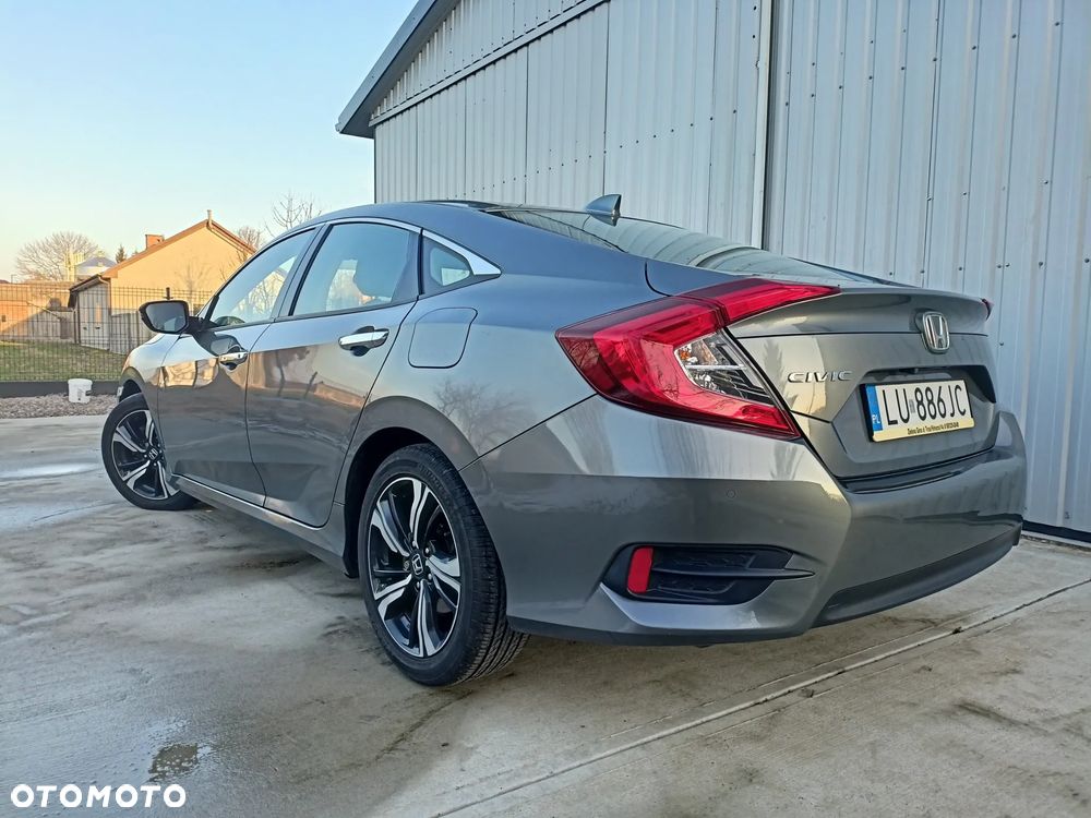 Honda Civic 1.5 T Elegance - 4