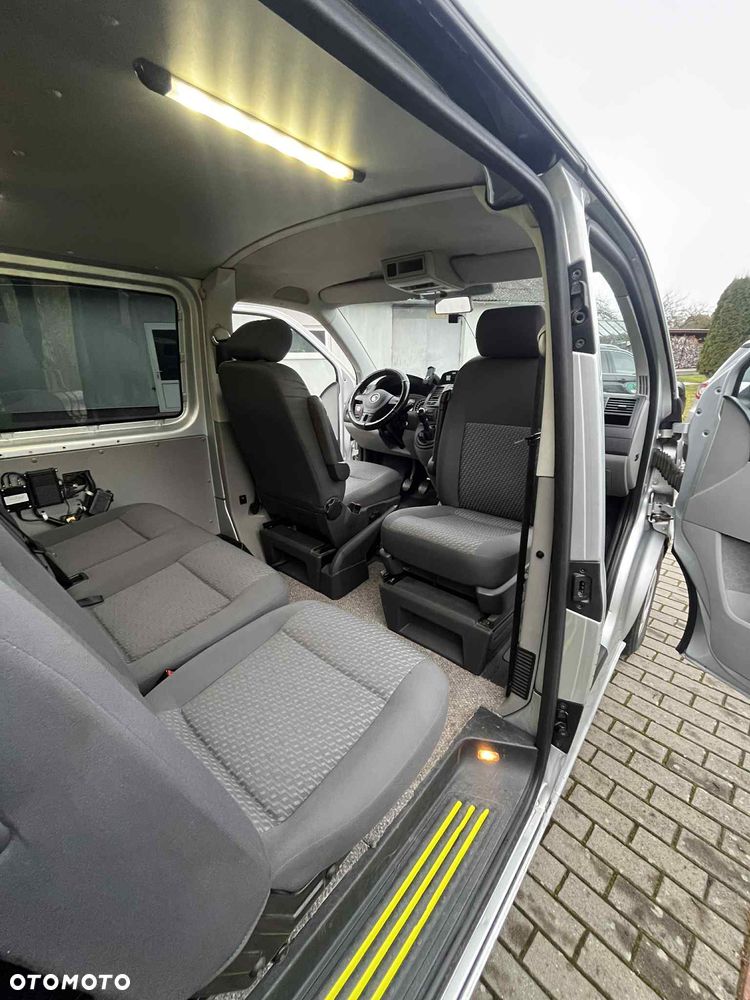 Volkswagen Transporter - 24