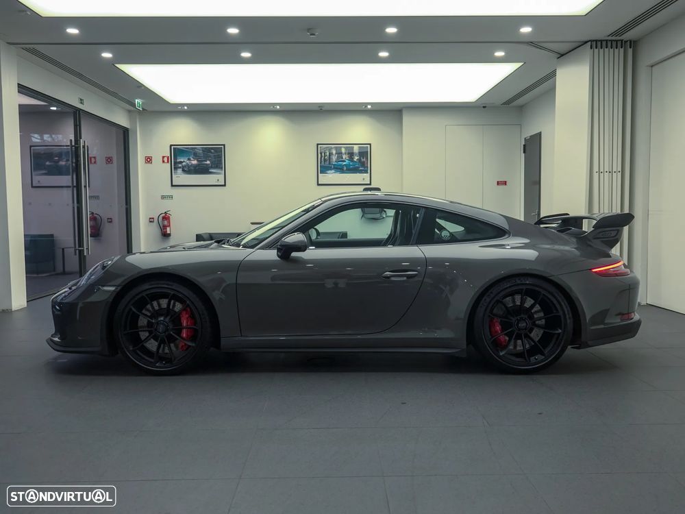 Porsche 911 Série F - 22