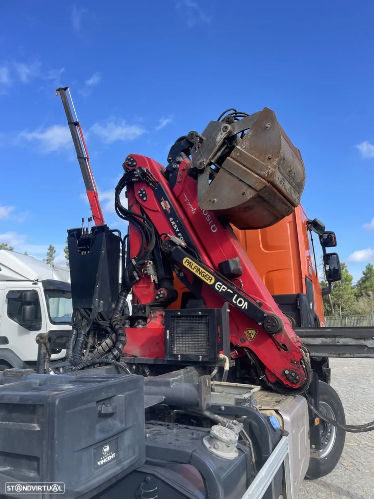 Renault K 430 - 6x4 - Basculante C/ Grua - 2014 - 5